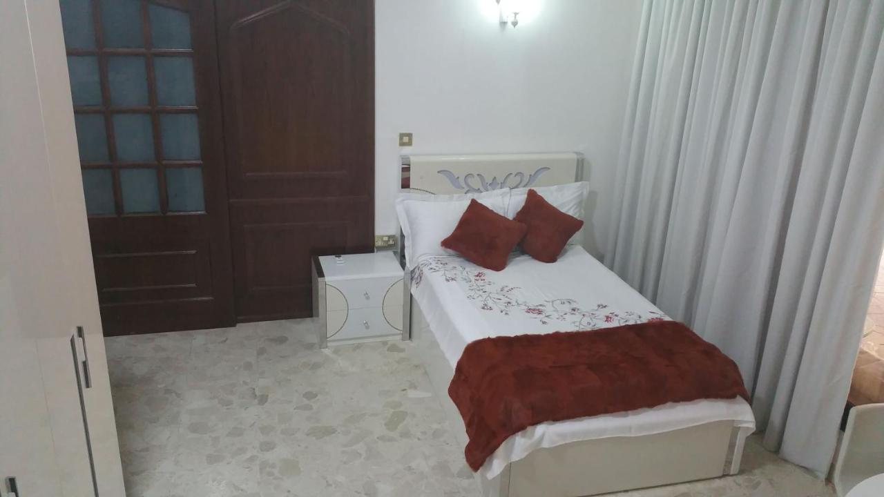 Studios Corniche Abu Dhabi Exteriör bild